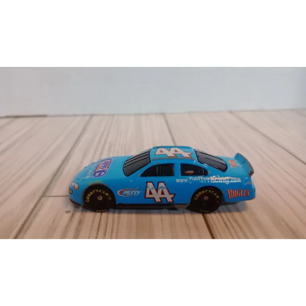 PETTY RACING #44-----1/64---CORPORATE CEREAL GIVEAWAY